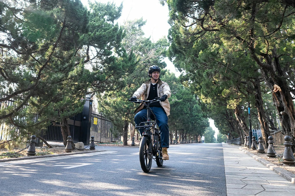 5 Smart Packing Tips for KOOLUX E-Bike Commuters